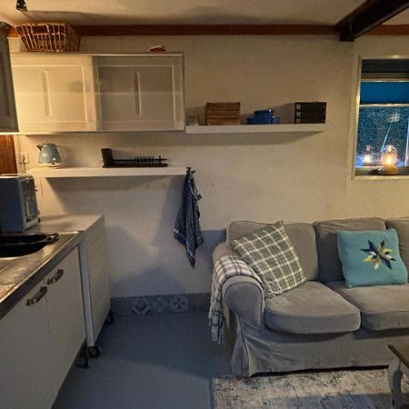 Aan De Dijk Hotel Dordrecht Eksteriør billede